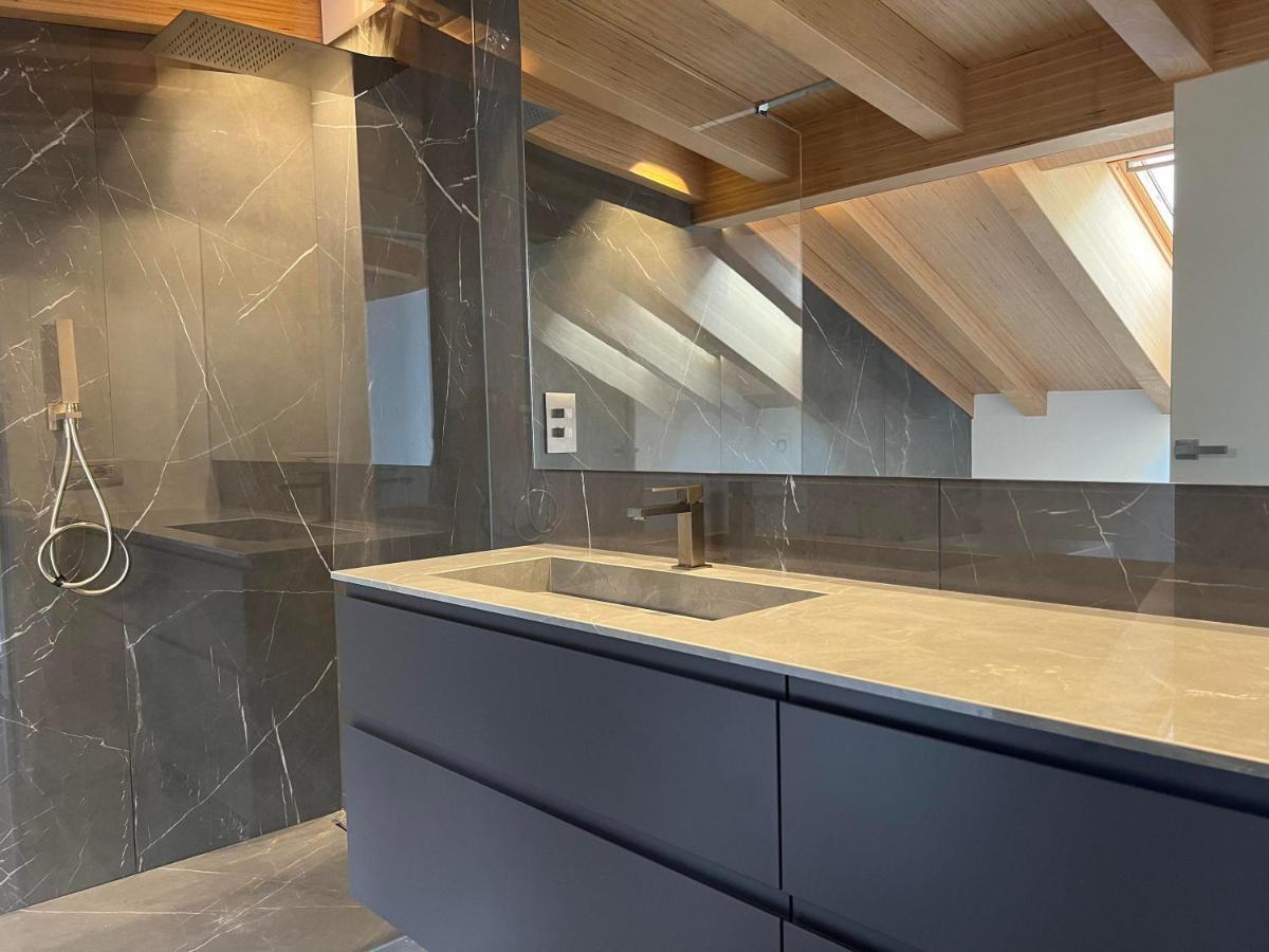 Luxury Lakefront Penthouse レッツェノ エクステリア 写真